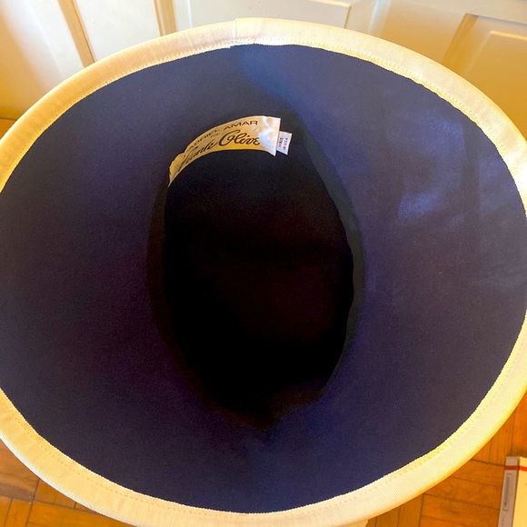 COPY - vintage Gabriel Amar for Frank Olive navy wool hat, wide white grosgrain… - Picture 4 of 5